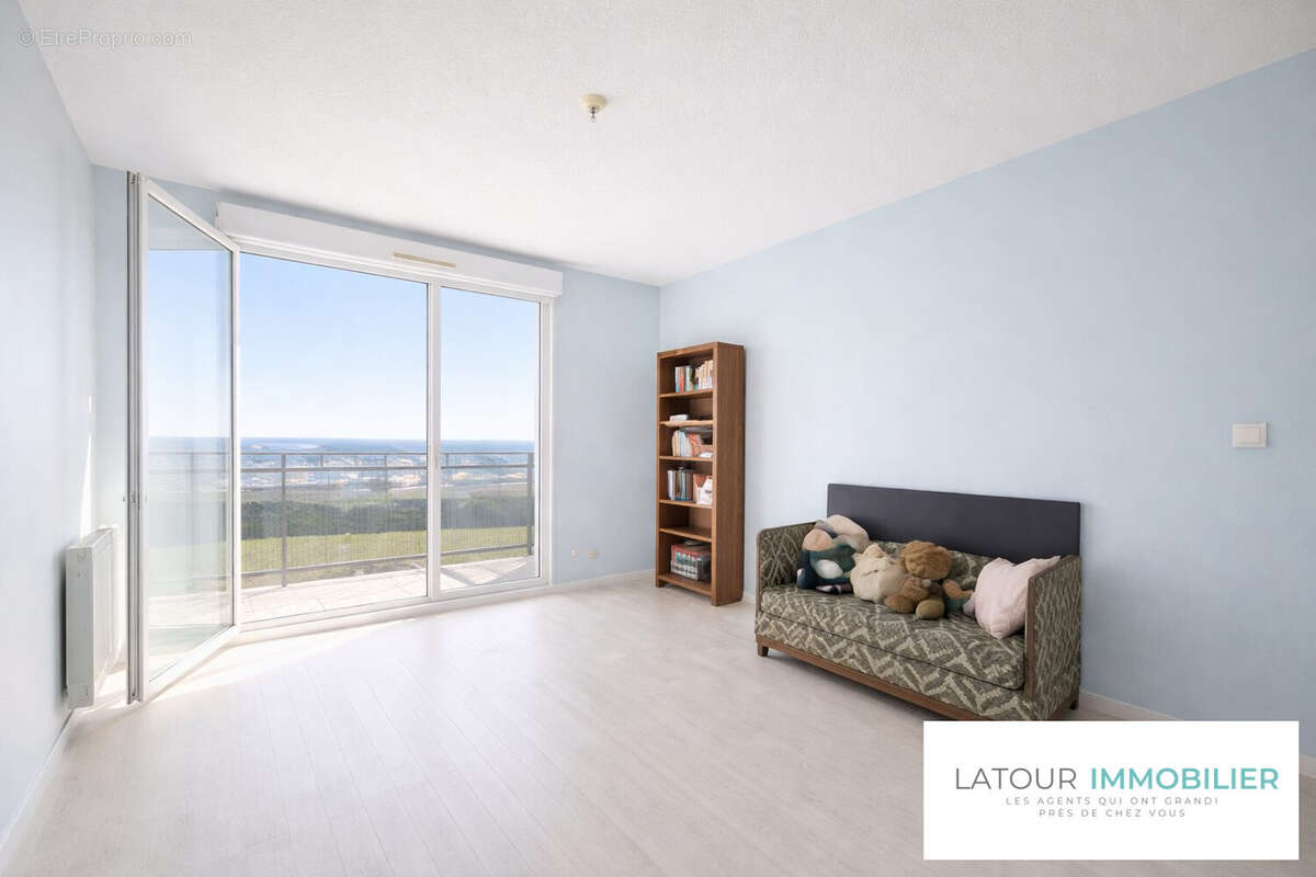 Appartement à L'ISLE-D'ABEAU