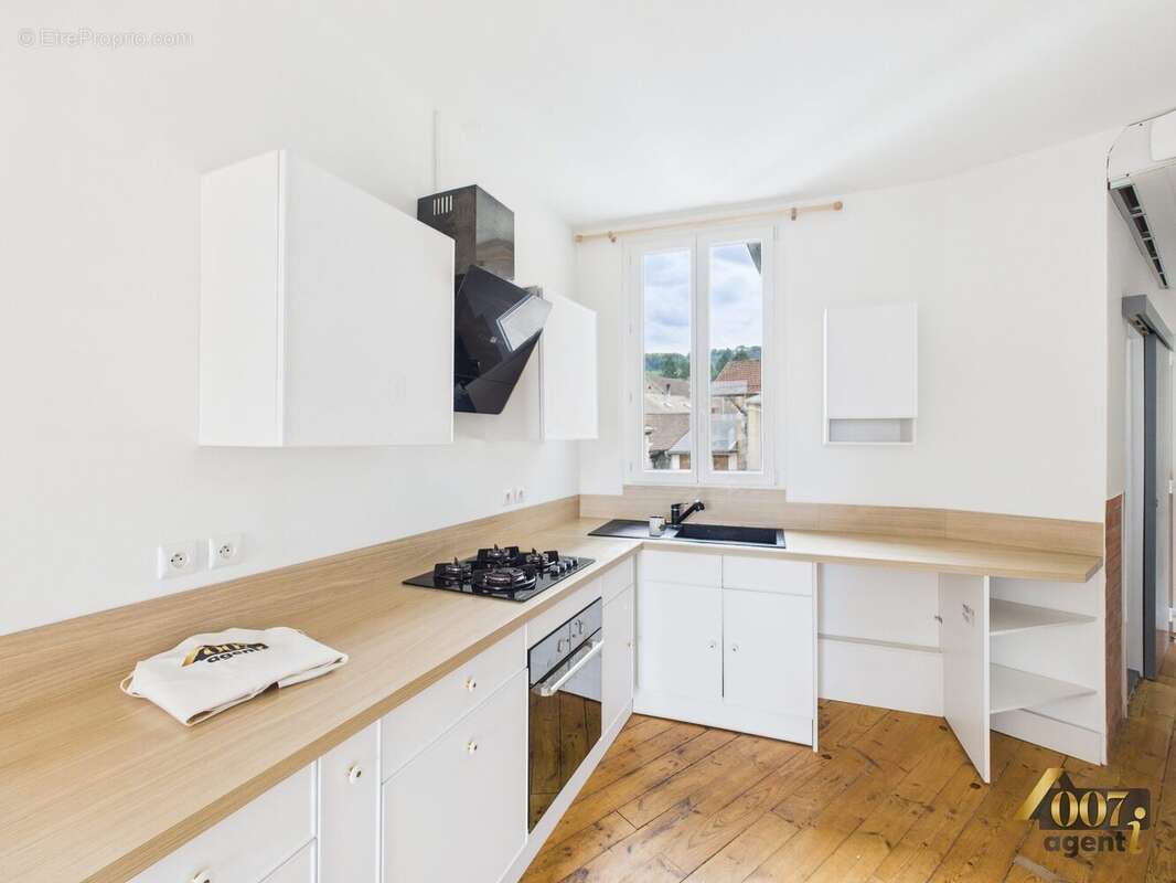 Appartement à LA ROCHETTE