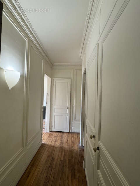 Appartement 2 pièces Paris 15e - photo 2