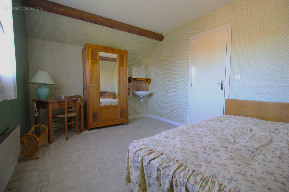 Maison à SAINT-GERMAIN-LAVAL