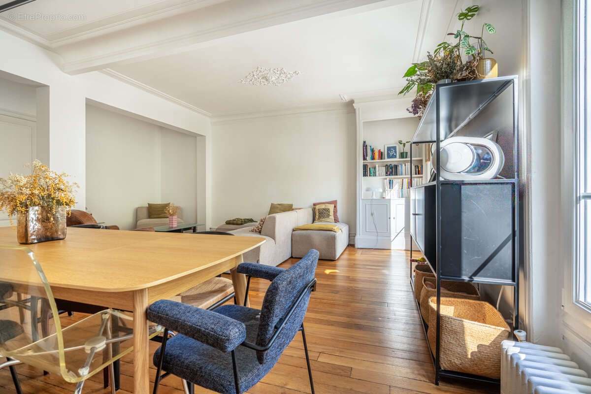 Appartement à PARIS-11E