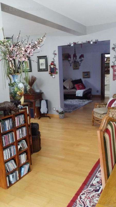 Maison à SAINTE-GENEVIEVE