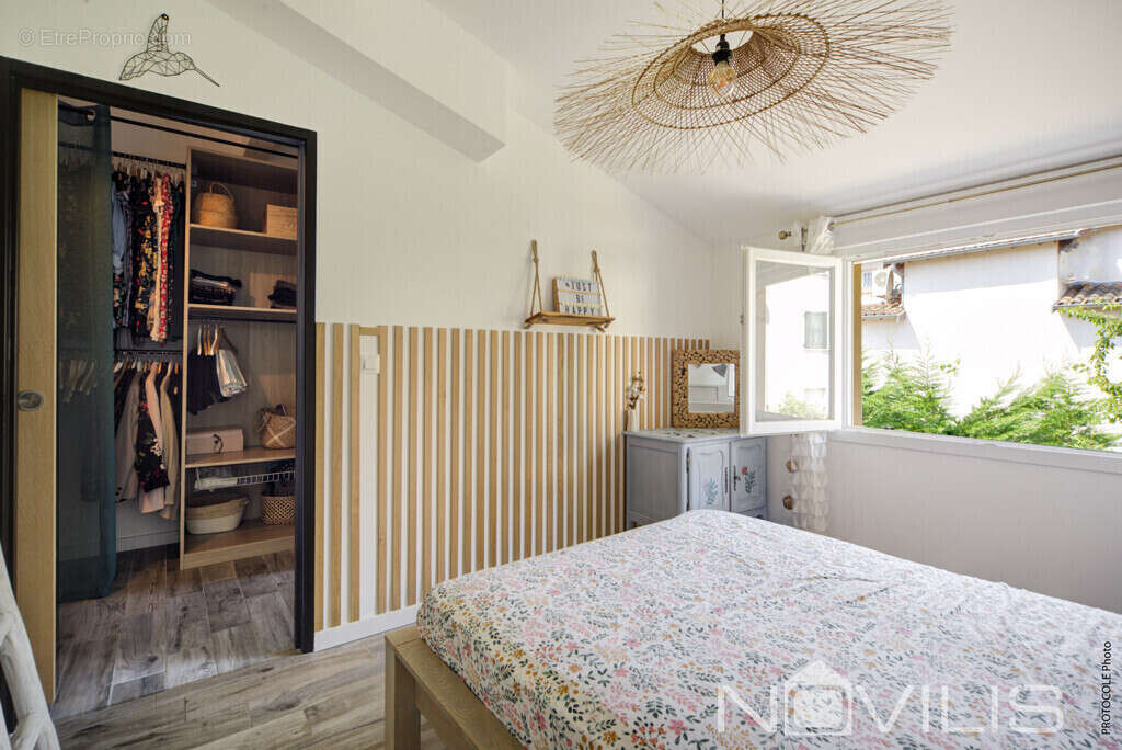 Maison à SAINT-JEAN