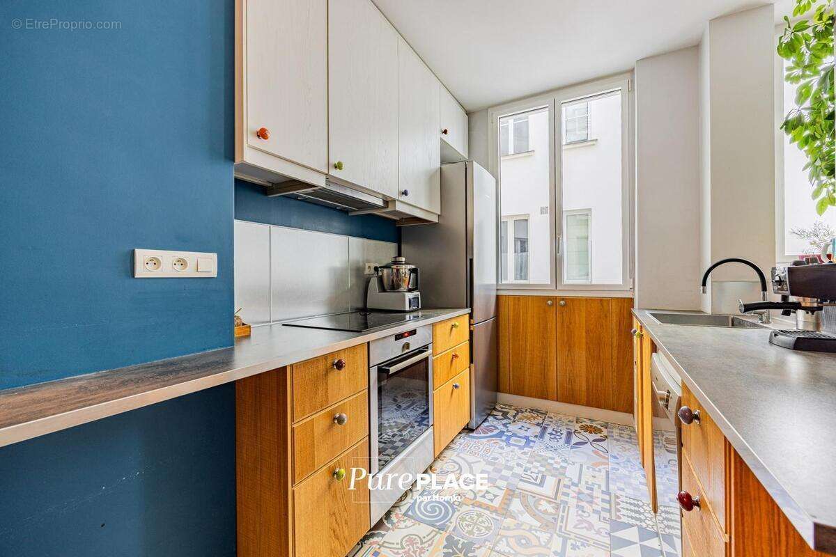 Appartement à PARIS-9E
