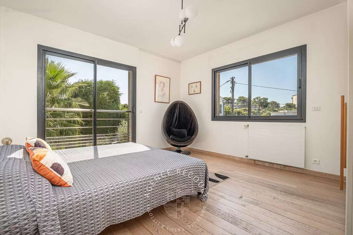 Maison à MARSEILLE-7E