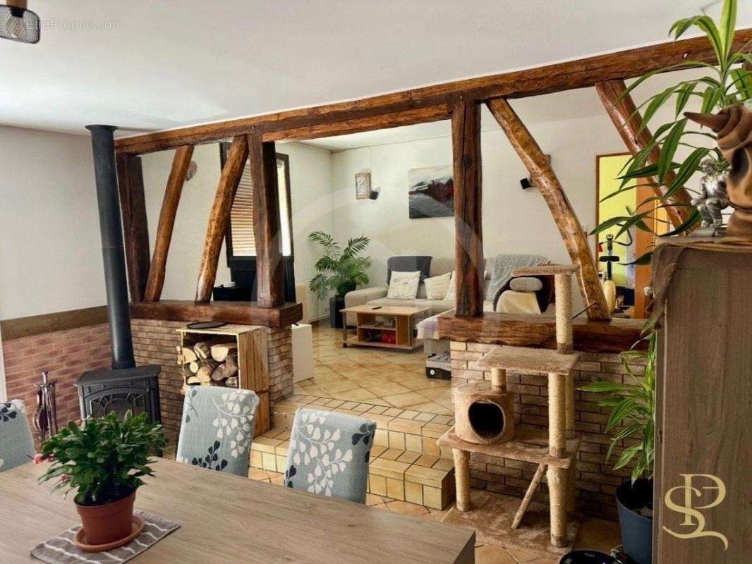 Maison à CORBIE