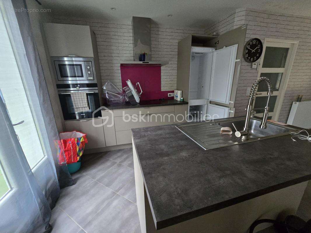 Maison à AIGUEFONDE