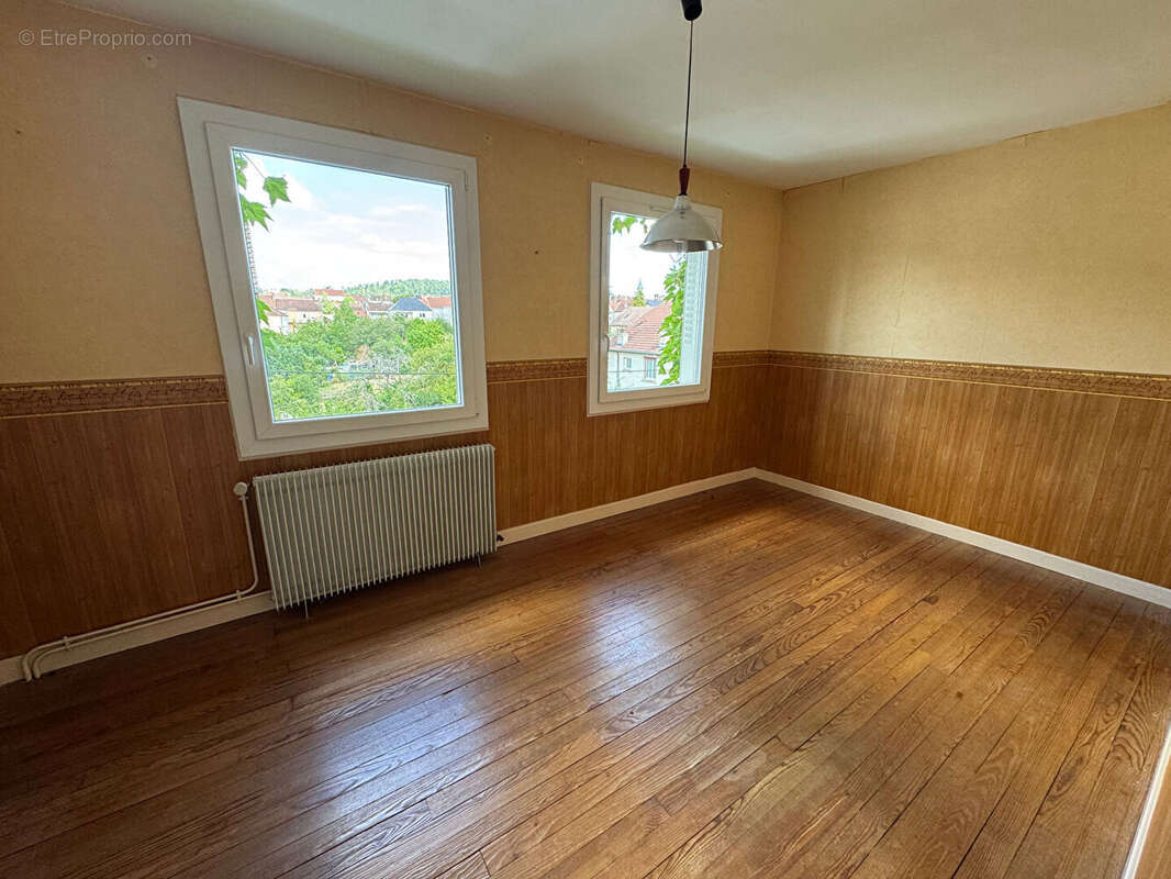 Maison à LE CREUSOT