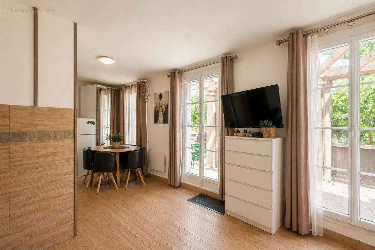 Appartement à SERRIS