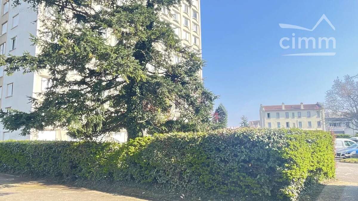 Appartement à LYON-8E