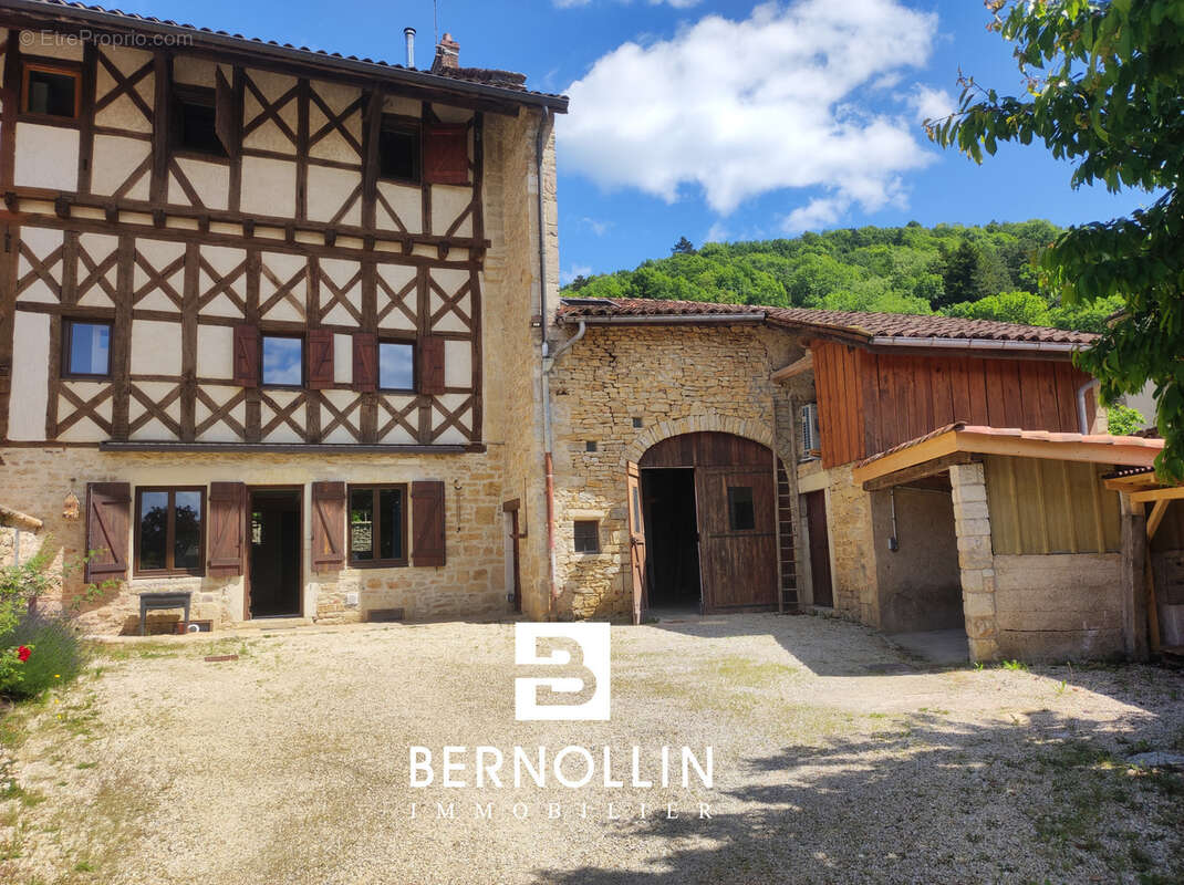 Maison à PRESSIAT