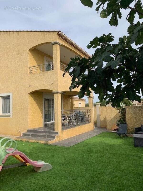 Photo 1 - Maison à SAINT-GILLES