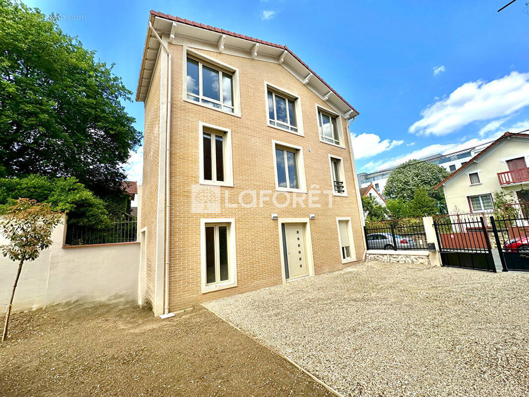 Maison à VILLEMOMBLE