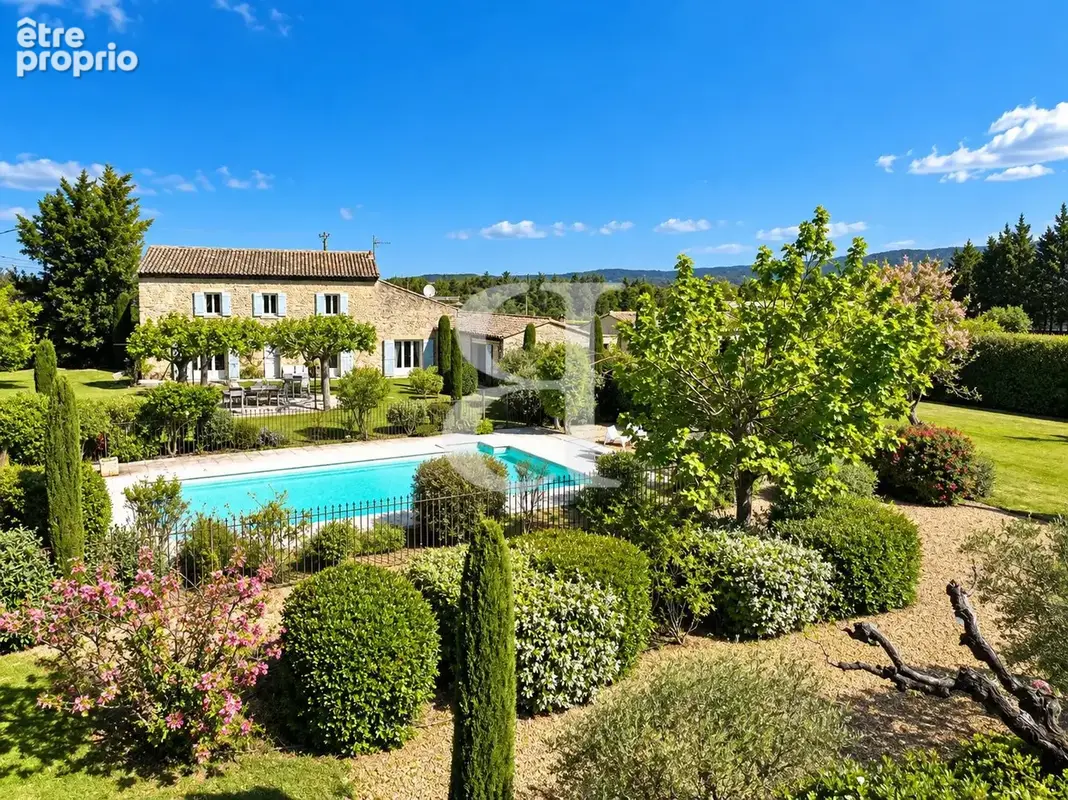 Maison à LAGNES
