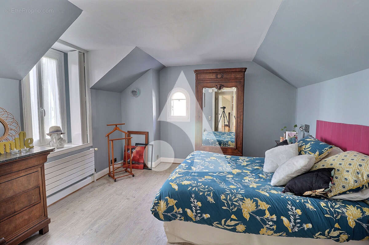 Maison à LA FRETTE-SUR-SEINE