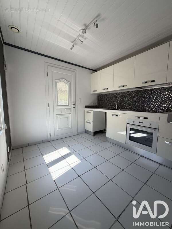 Maison 47 m² à Tarbes  - photo 4