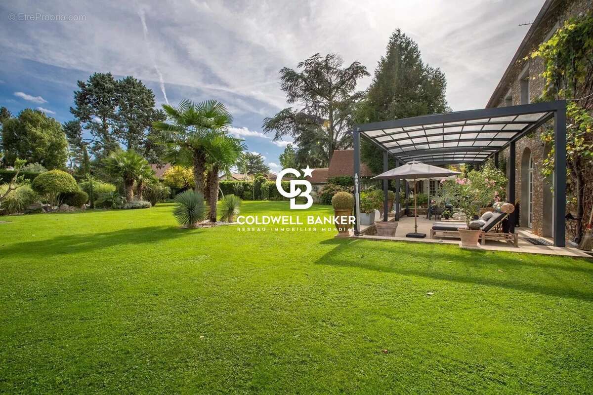 Maison à FEUCHEROLLES