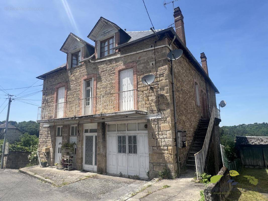 Appartement à TREIGNAC