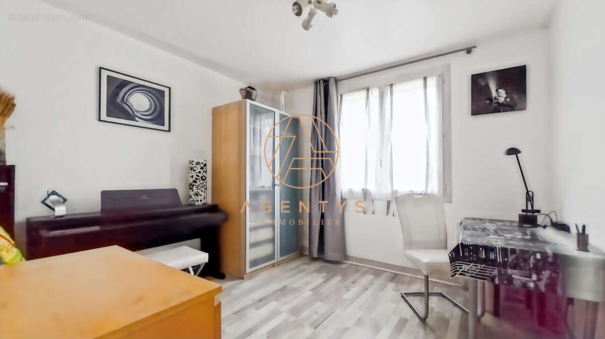 Maison à LE PLESSIS-TREVISE