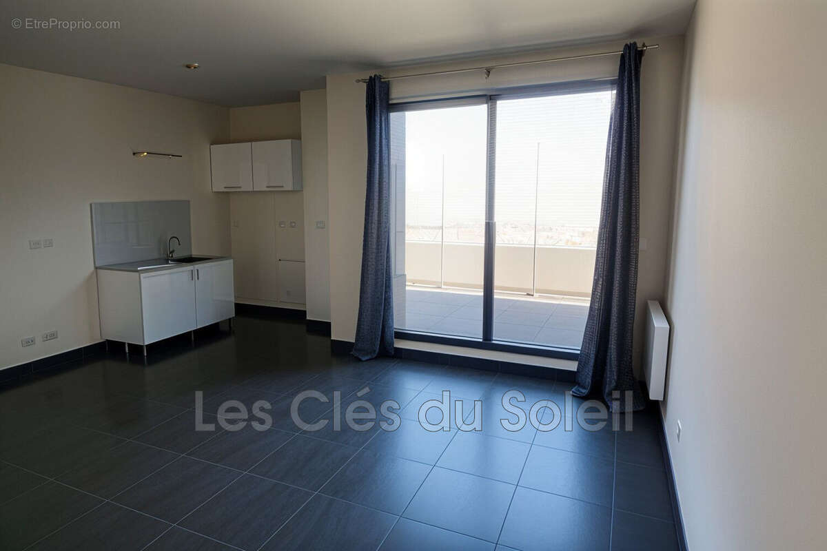 Appartement à HYERES