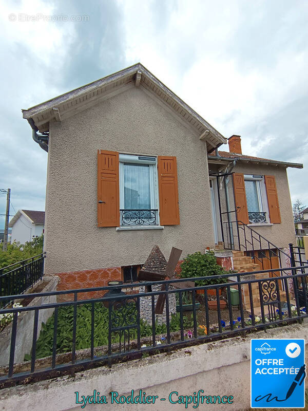 Maison à PUY-GUILLAUME
