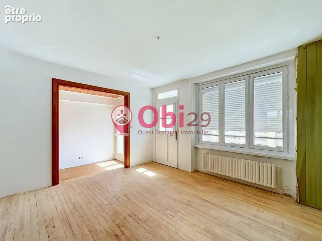Maison familiale avec beau potentiel et vue dégagée ! - photo 1