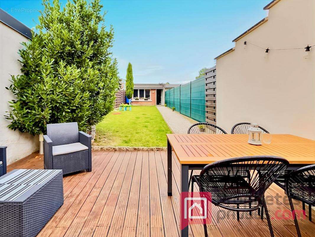 Maison à ERQUINGHEM-LYS