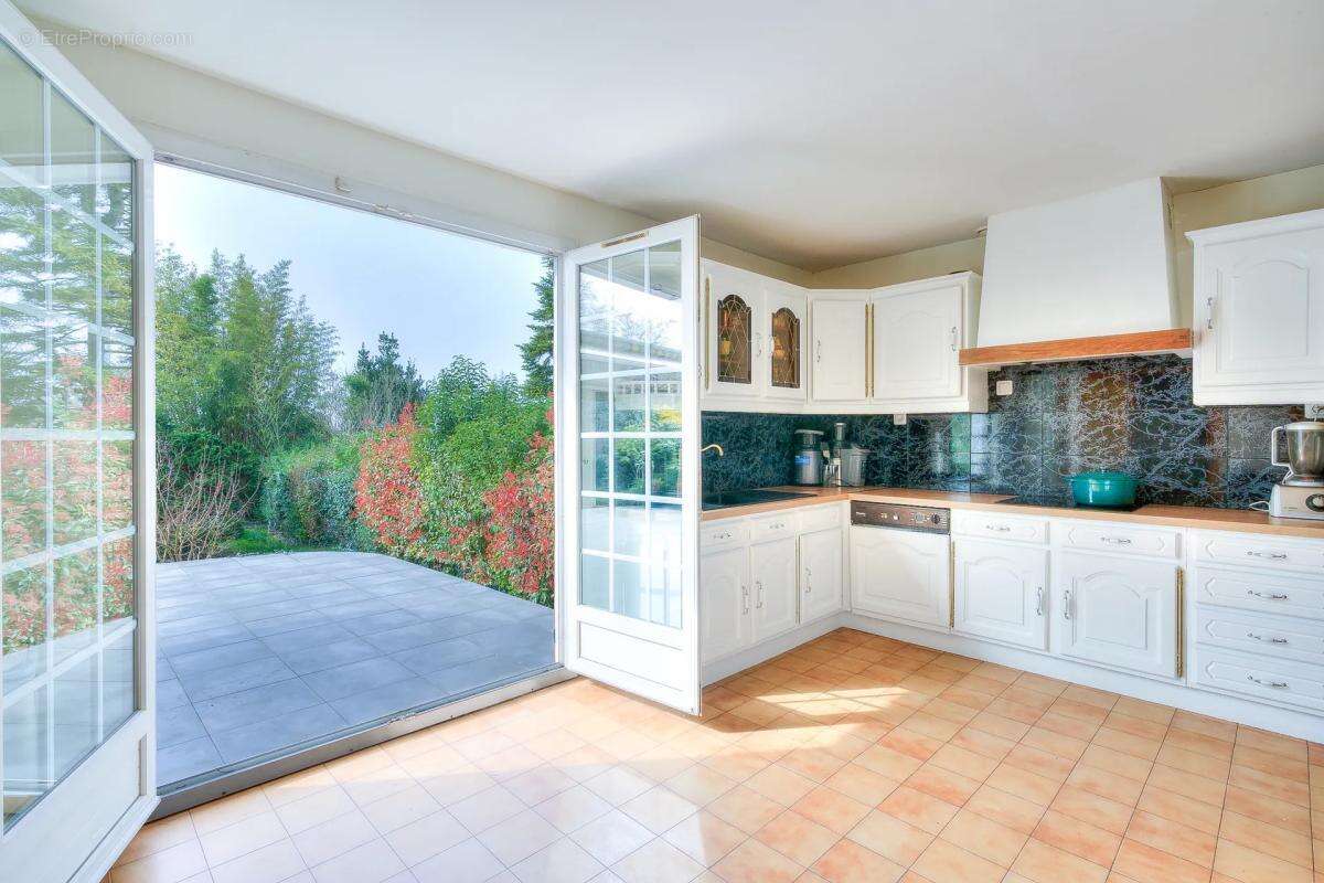 Maison à CHAMPIGNY-SUR-MARNE