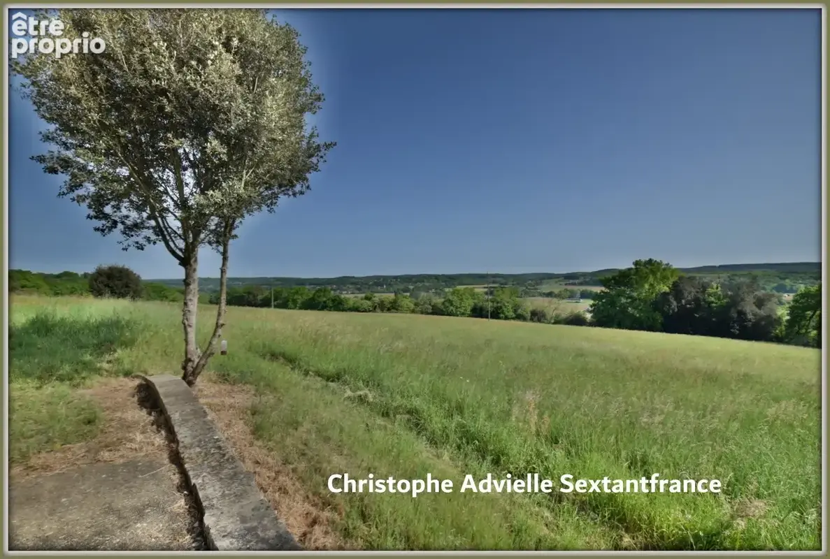 Magnifique panorama depuis la maison exposée plein Sud, 158 M2 habitables, potentiel d'aménagement supplémentaire important, sur - photo 13