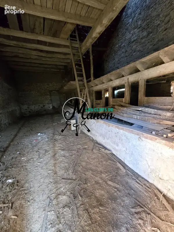 Maison en pierre de caractère avec fort potentiel et dépendances à Fromental (87250) - photo 24