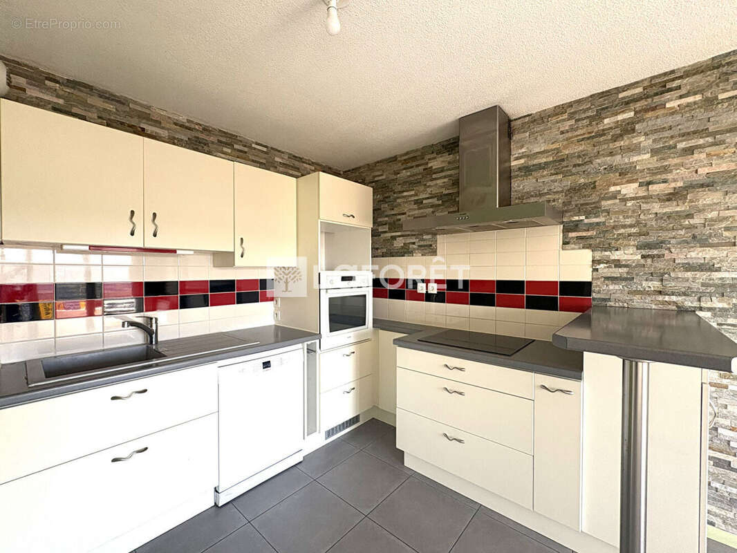 Appartement à GRIGNY