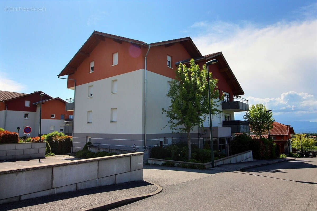 Appartement à SAINT-CERGUES