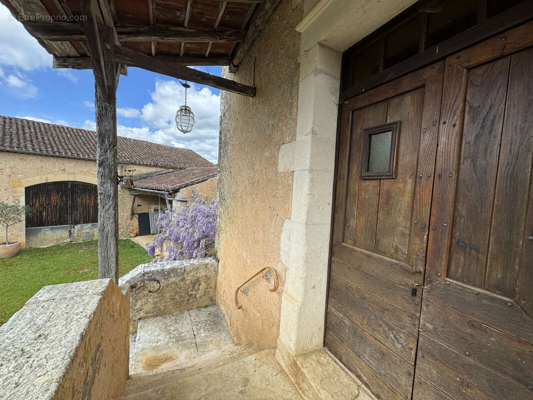 Maison à FUMEL