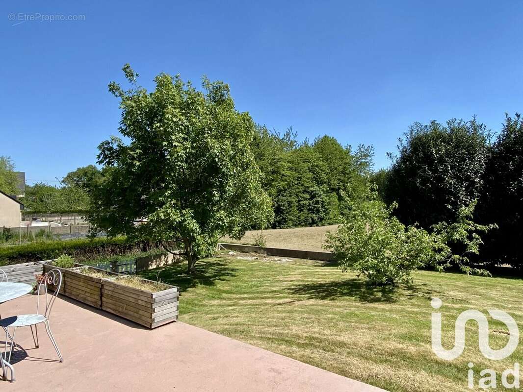 Maison 164 m² à Miniac-Morvan  - photo 3