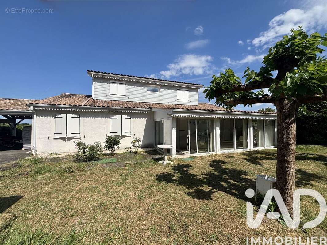 Photo 2 - Maison à BLANQUEFORT