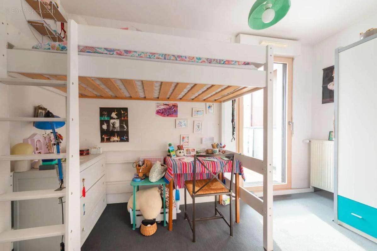 Appartement à COLOMBES