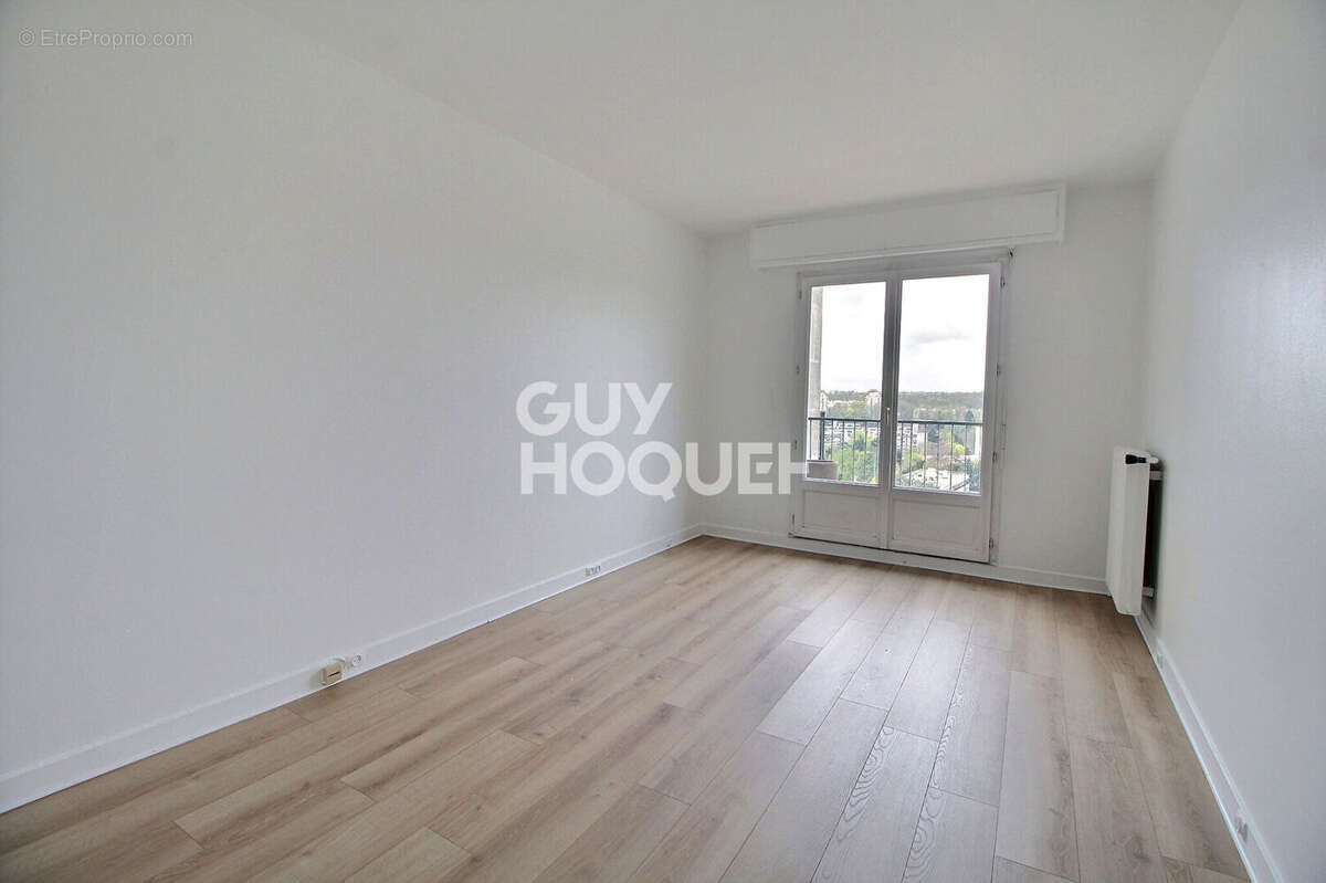 Appartement à VILLE-D'AVRAY