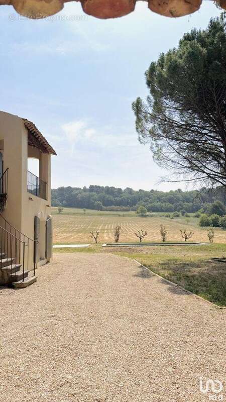 Photo 3 - Maison à LOURMARIN