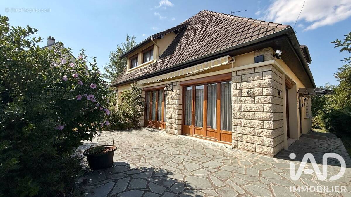 Photo 1 - Maison à BEAUVAIS