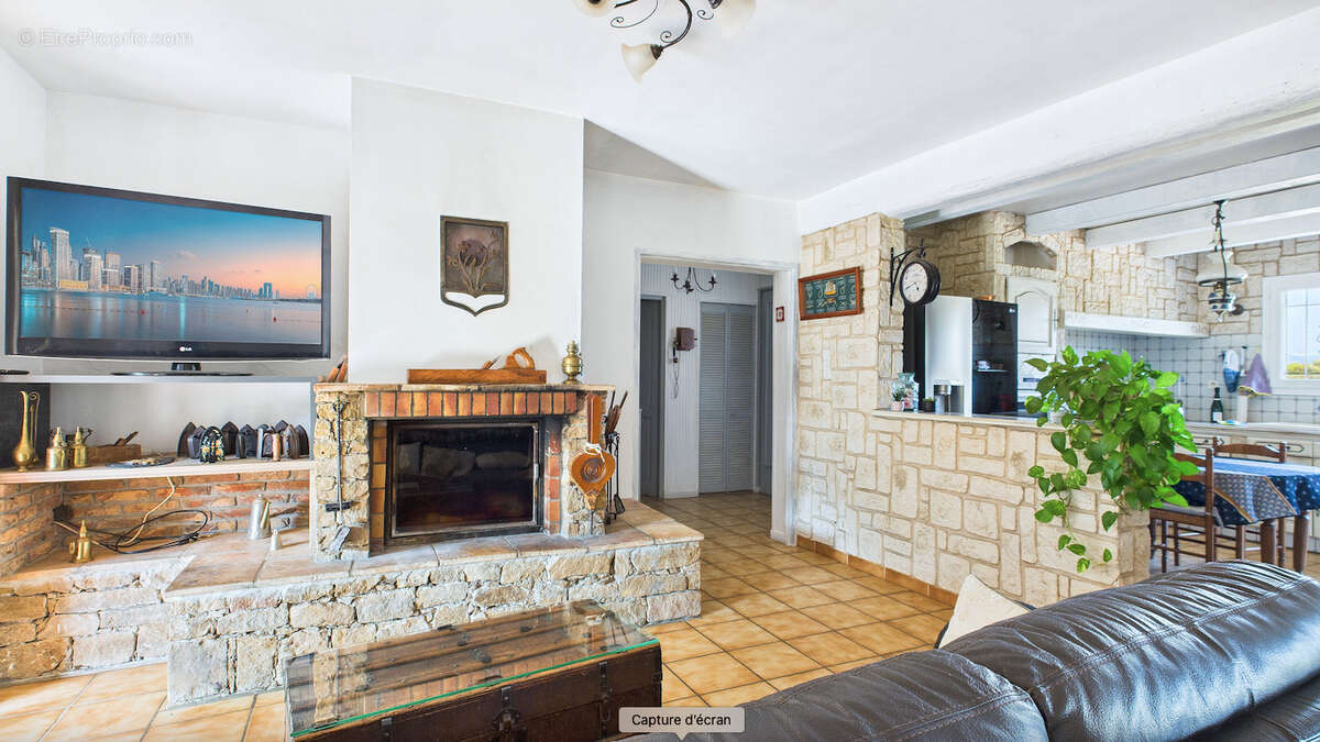 Maison à CARQUEIRANNE