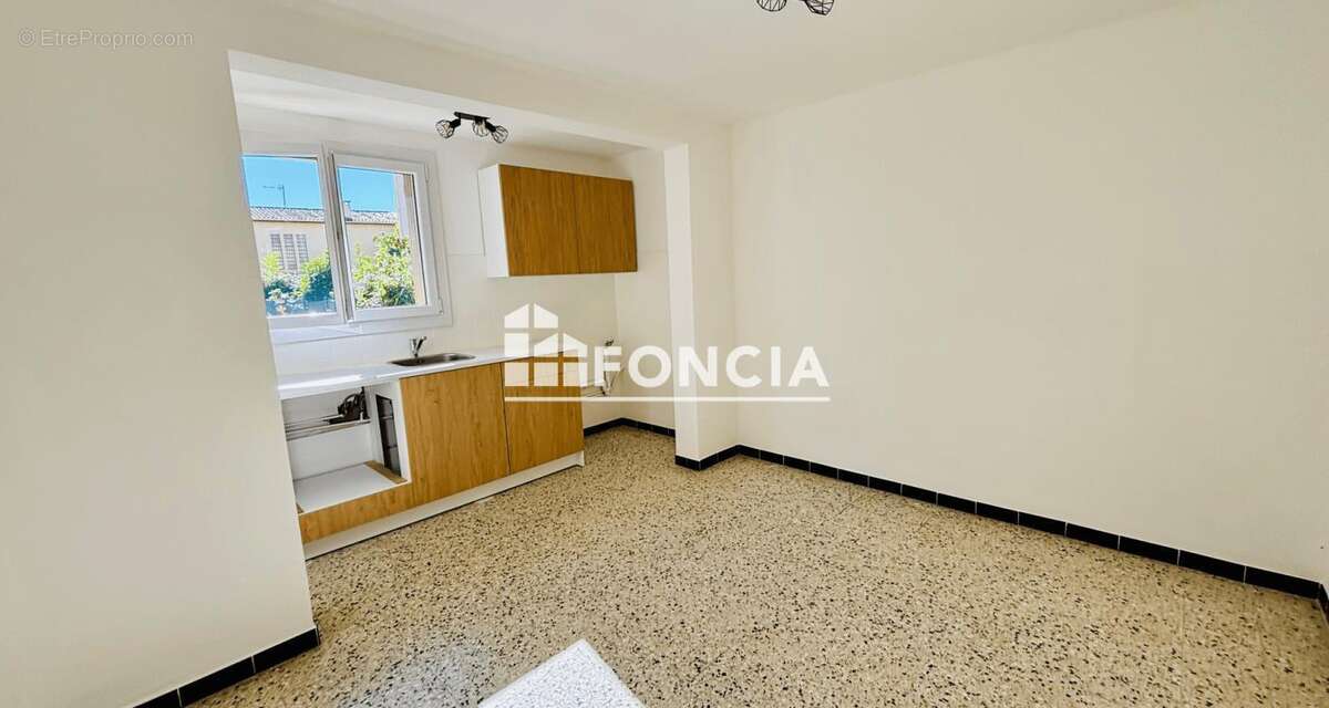 Appartement à HYERES