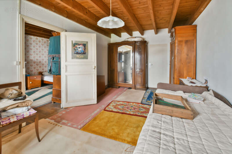 Maison à TONNAY-CHARENTE