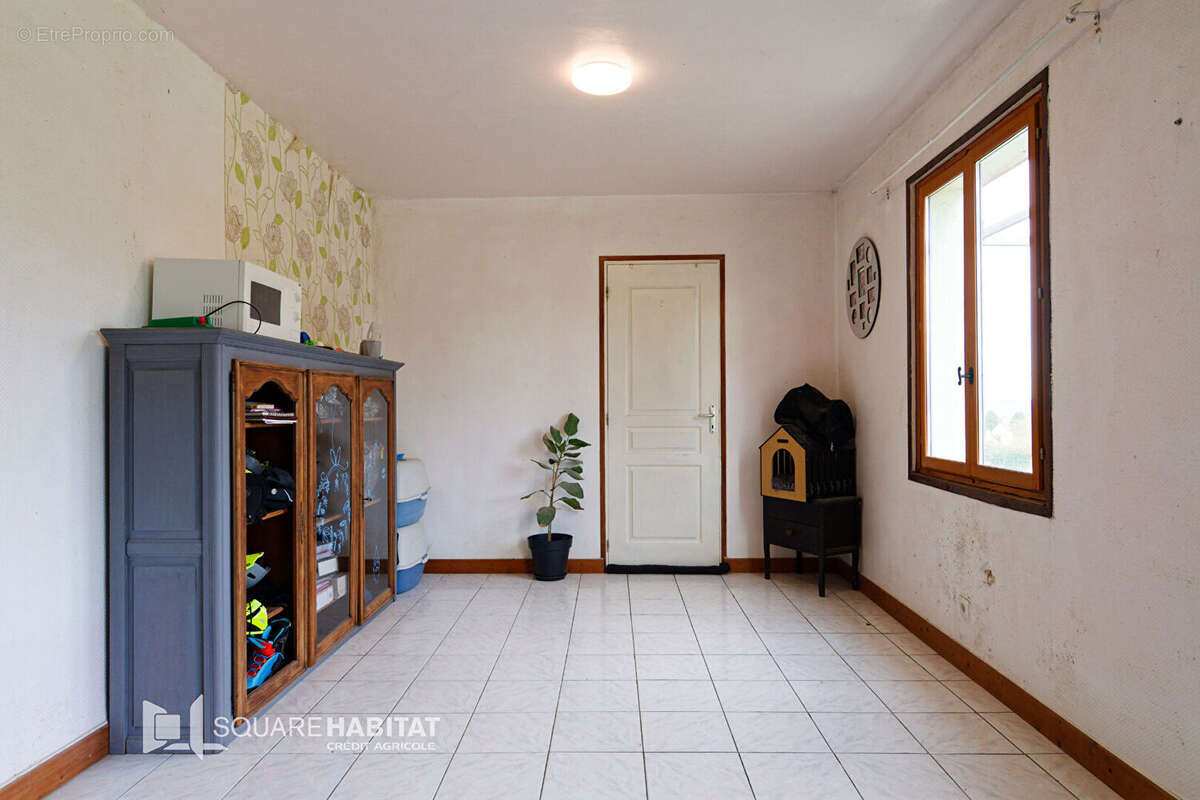 Maison à SAINT-SEVER-CALVADOS