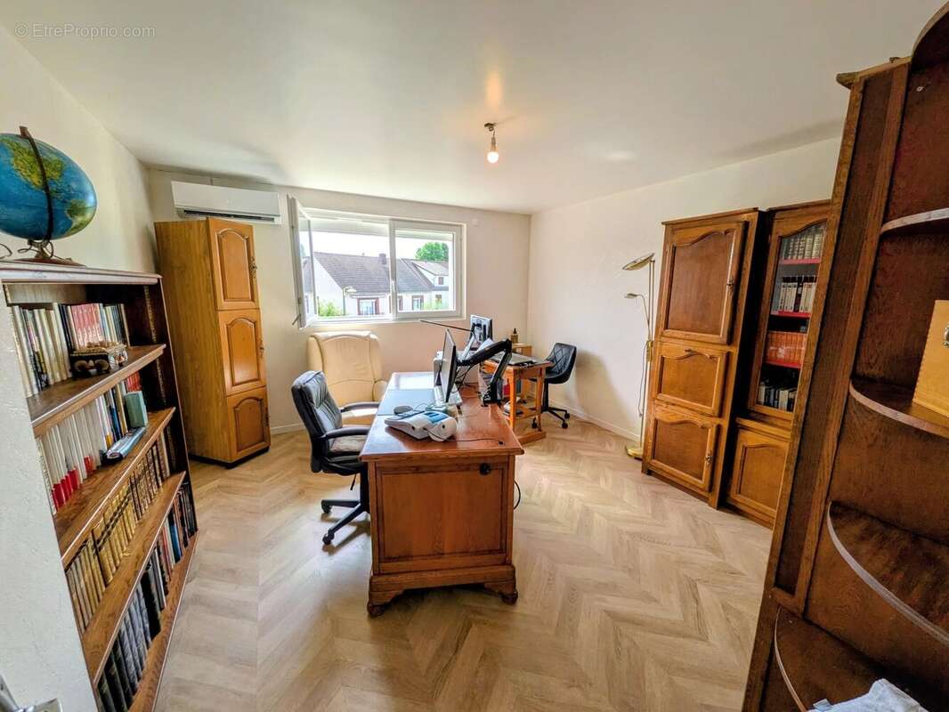 Maison 5 chambres – Commodités à pied ! - photo 7