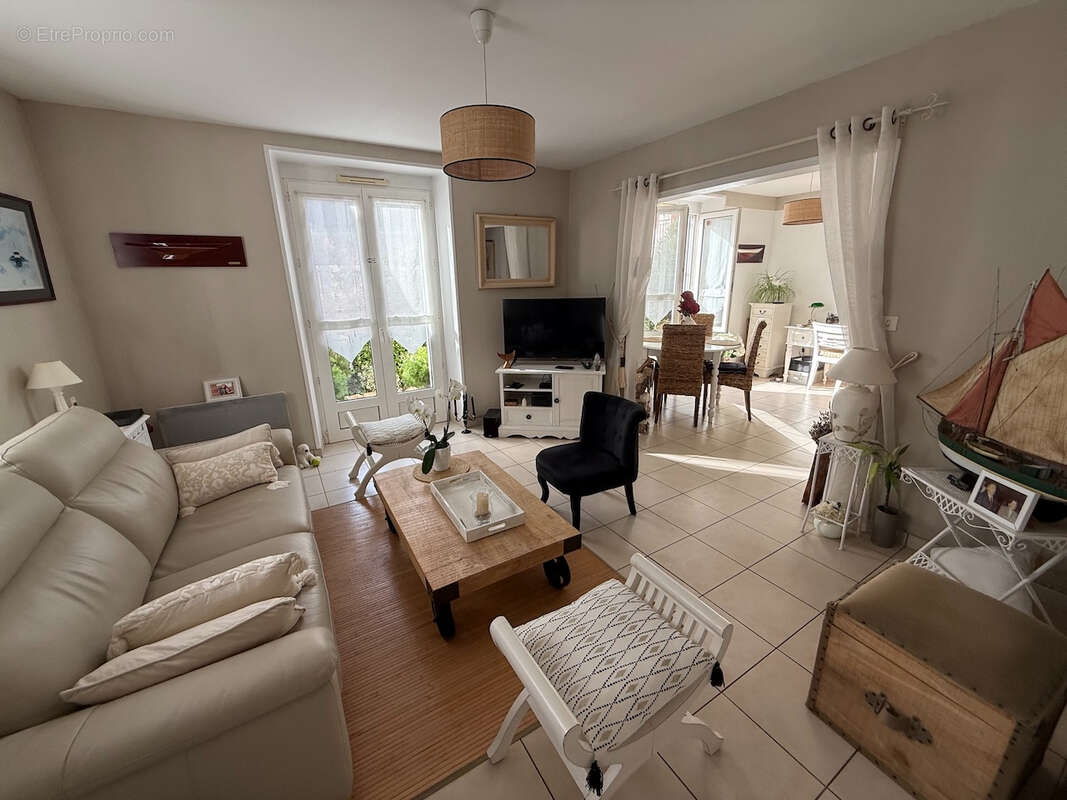Maison à LE POULIGUEN