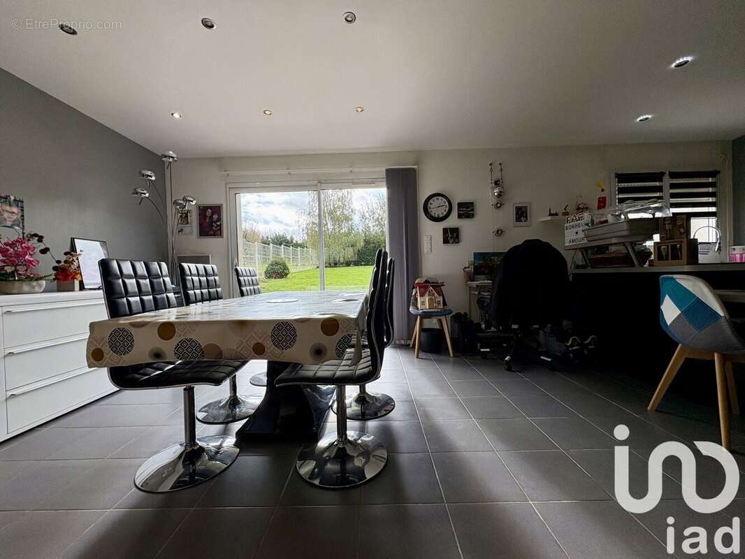 Photo 3 - Maison à SAINT-MICHEL-SUR-TERNOISE