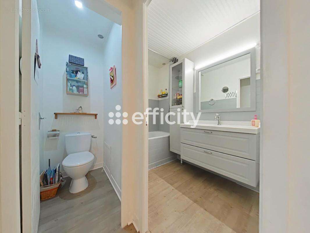 Appartement à GROSLAY