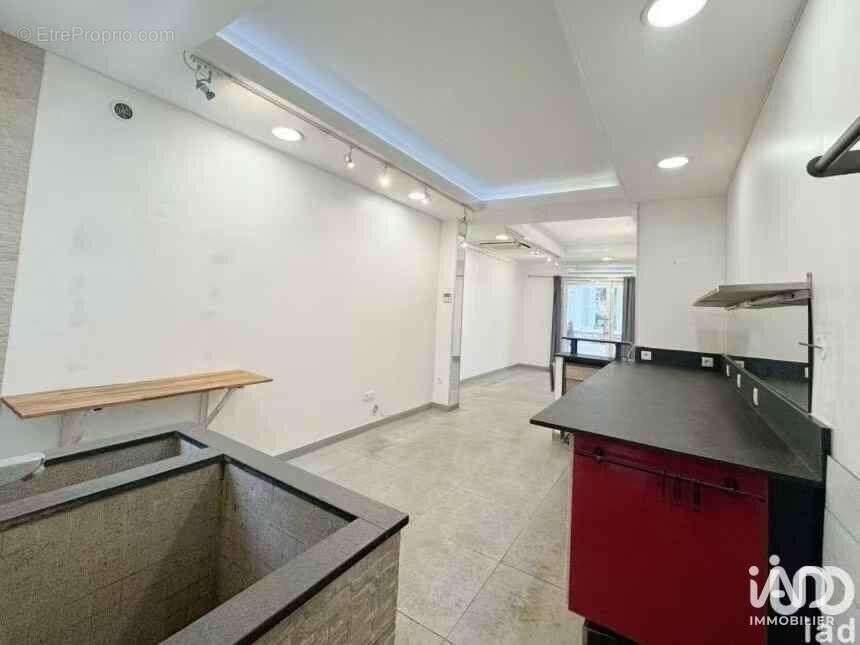 Photo 2 - Commerce à VINCENNES