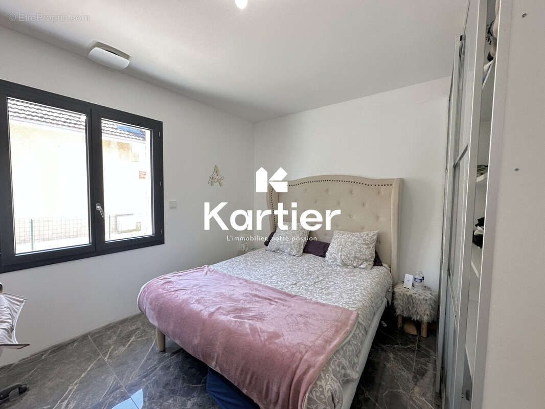 Maison à SAINT-SEURIN-SUR-L&#039;ISLE