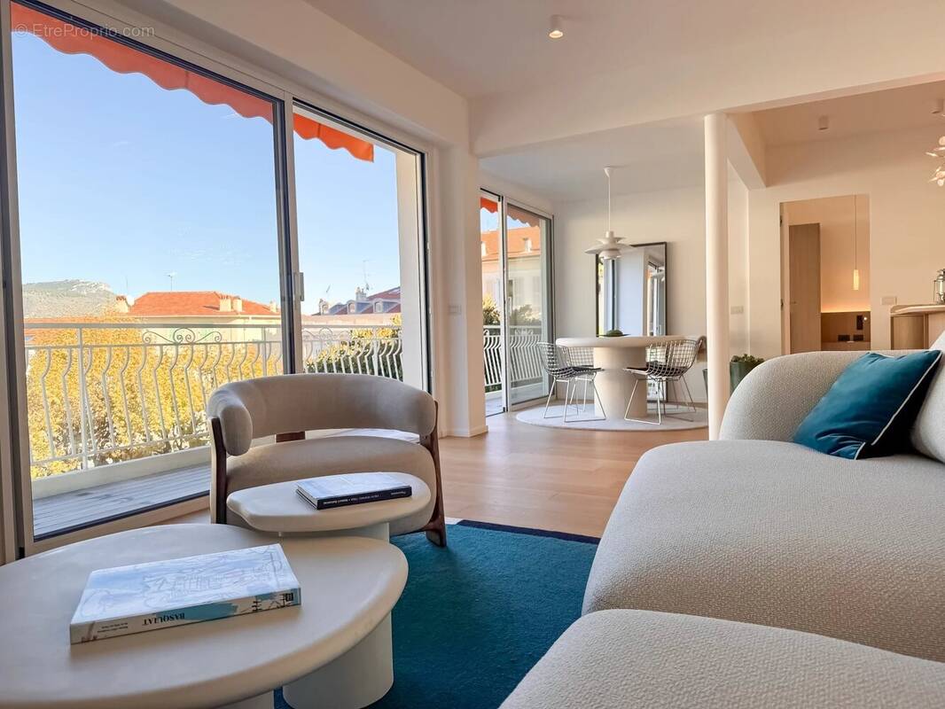 Appartement à BEAULIEU-SUR-MER